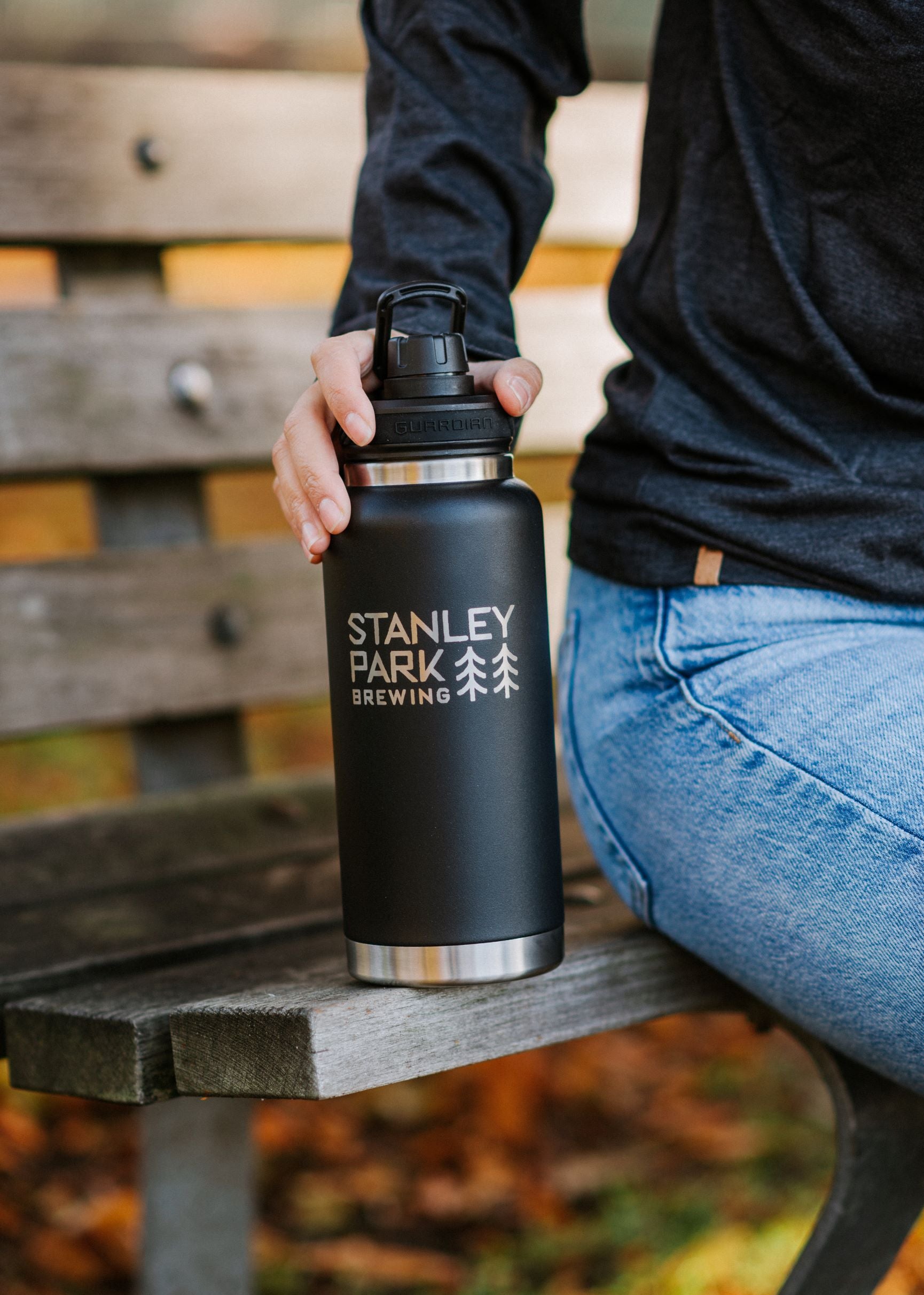 Stanley 32 Oz Stainless Steel Outdoor Beer Growler with Handle